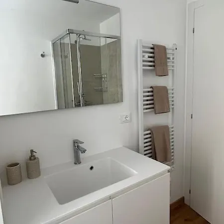 Monolocale Centro Storico Новара