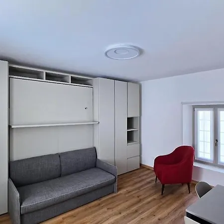 Monolocale Centro Storico Апартаменты